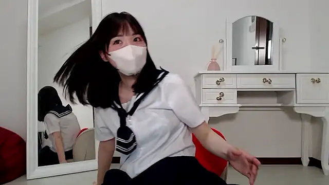 momotarochan online show from 03-23-26, 12:05