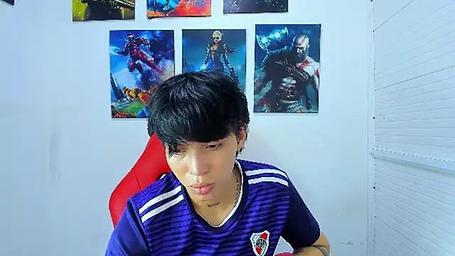 ivyheat3 online show from 04-18-26, 03:20