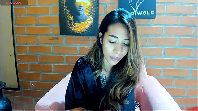 Badwolf818  online show from 04-24-26, 08:27