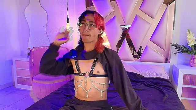 OliverTwink nom online show from 03-09-26, 01:14