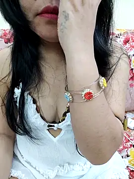 Snapshot of Manisha-Rai chatting on 04-29-26, 05:55 Manisha-Rai online show from 04-29-26, 05:55
