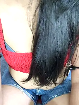 Snapshot of Manisha-Rai chatting on 04-22-26, 09:21 Manisha-Rai online show from 04-22-26, 09:21
