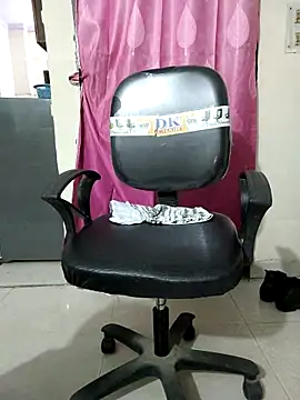 Snapshot of Manisha-Rai chatting on 04-03-26, 03:51 Manisha-Rai online show from 04-03-26, 03:51