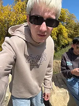 AlphaTwinks online show from 03-26-26, 01:53