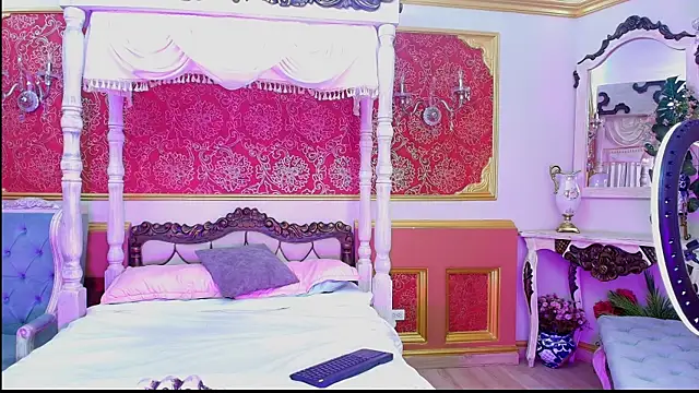 Sienna Dark online show from 04-23-26, 12:29