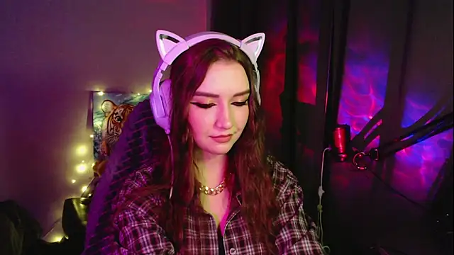 Celia Sensual  online show from 04-19-26, 07:05