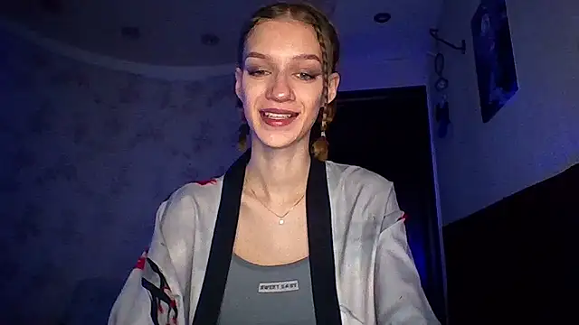Snapshot of Chrissy_Joyful chatting on 06-02-26, 05:07 Chrissy Joyful online show from 06-02-26, 05:07