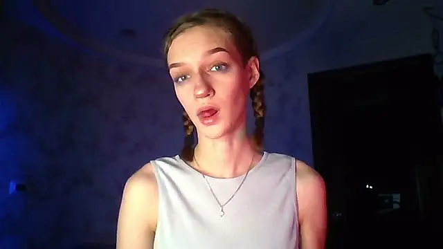 Snapshot of Chrissy_Joyful chatting on 05-12-26, 05:04 Chrissy Joyful online show from 05-12-26, 05:04