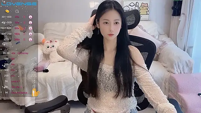 Snapshot of baobao_z chatting on 03-19-26, 04:01 baobao z online show from 03-19-26, 04:01