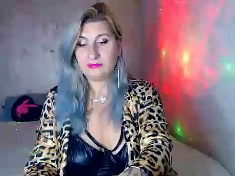 LilLux online show from 03-27-26, 06:44