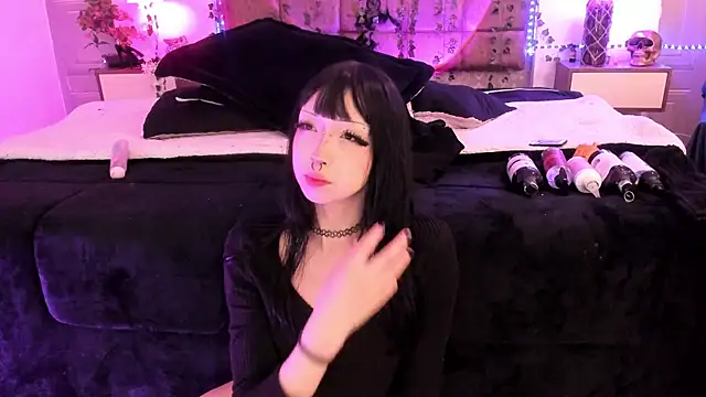 Vickmoon online show from 03-22-26, 09:05