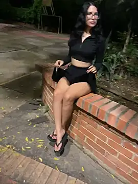 Petite Artemis online show from 04-18-26, 04:37