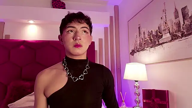 Snapshot of Cristopher_Wild chatting on 03-20-26, 08:21 Cristopher Wild online show from 03-20-26, 08:21