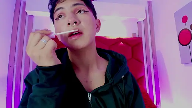 Snapshot of Cristopher_Wild chatting on 03-17-26, 09:51 Cristopher Wild online show from 03-17-26, 09:51