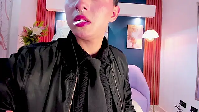 Snapshot of Cristopher_Wild chatting on 03-19-26, 08:20 Cristopher Wild online show from 03-19-26, 08:20