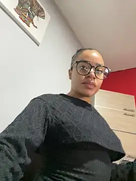 Dafnelys online show from 04-13-26, 12:14