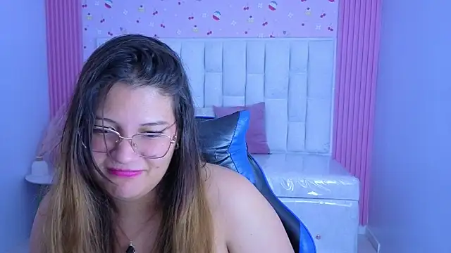 Snapshot of lucero_s1 chatting on 06-05-26, 06:52 lucero s1 online show from 06-05-26, 06:52