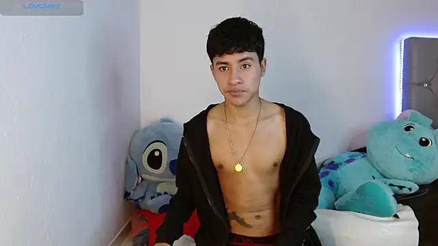 Snapshot of Sebas_fire4 chatting on 03-28-26, 03:02 Sebas fire4 online show from 03-28-26, 03:02