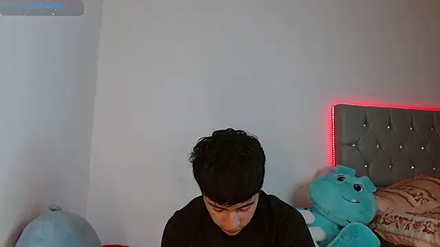 Snapshot of Sebas_fire4 chatting on 04-04-26, 06:58 Sebas fire4 online show from 04-04-26, 06:58