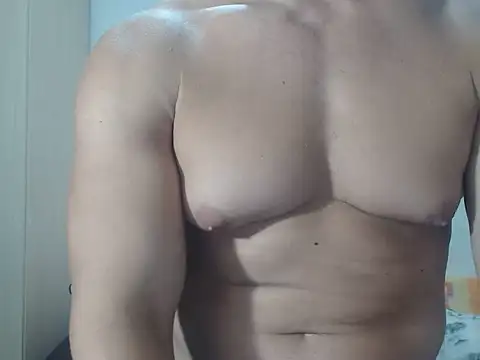 Snapshot of BlondEagleMuscle chatting on 07-13-26, 08:08 BlondEagleMuscle online show from 07-13-26, 08:08