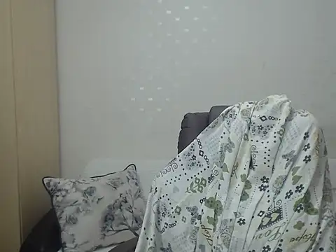 BlondEagleMuscle online show from 04-17-26, 10:01