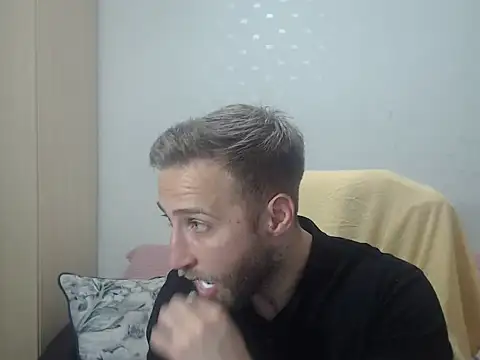 BlondEagleMuscle online show from 04-05-26, 09:10