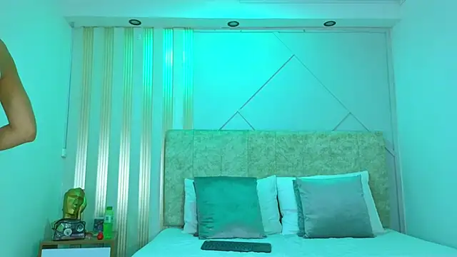 j belle  online show from 03-14-26, 02:01