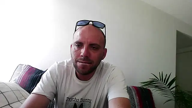 Snapshot of experiencelove chatting on 07-01-26, 05:46 experiencelove online show from 07-01-26, 05:46