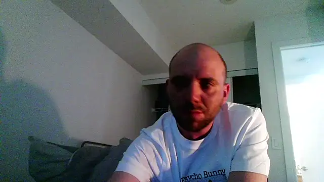 Snapshot of experiencelove chatting on 05-04-26, 09:50 experiencelove online show from 05-04-26, 09:50