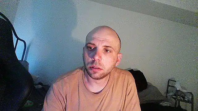 Snapshot of experiencelove chatting on 05-17-26, 10:10 experiencelove online show from 05-17-26, 10:10