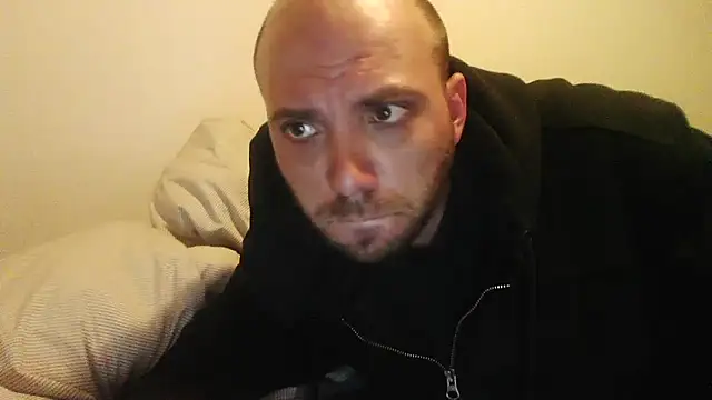 Snapshot of experiencelove chatting on 05-07-26, 10:24 experiencelove online show from 05-07-26, 10:24