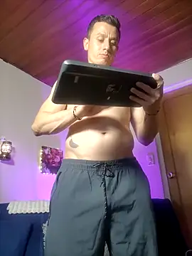 Andreew falcon online show from 03-27-26, 12:39