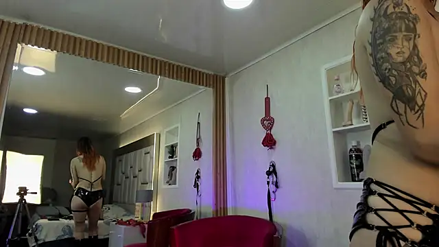 Snapshot of ZoeTaylorl chatting on 05-23-26, 12:48 ZoeTaylorl online show from 05-23-26, 12:48
