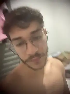 Snapshot of Piroocudinho chatting on 03-31-26, 02:30 Piroocudinho online show from 03-31-26, 02:30