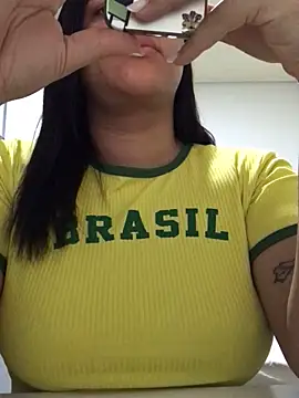 Snapshot of Gabrielaparaiso chatting on 06-14-26, 01:02 Gabrielaparaiso online show from 06-14-26, 01:02
