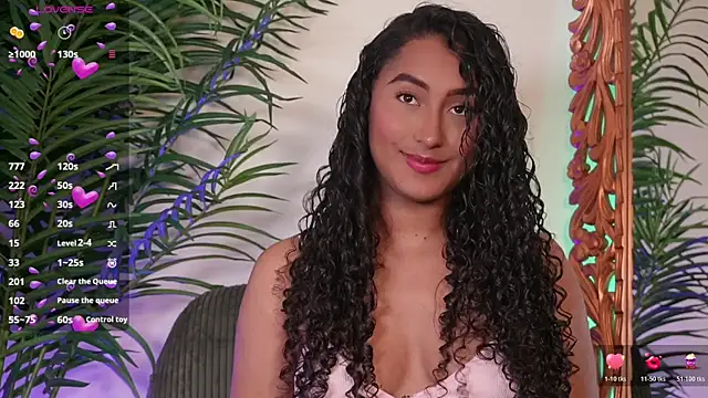 SoyJuliana 19 online show from 07-02-26, 12:33