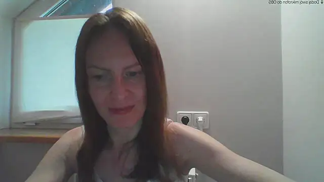 Snapshot of AnnaTight chatting on 05-27-26, 06:15 AnnaTight online show from 05-27-26, 06:15