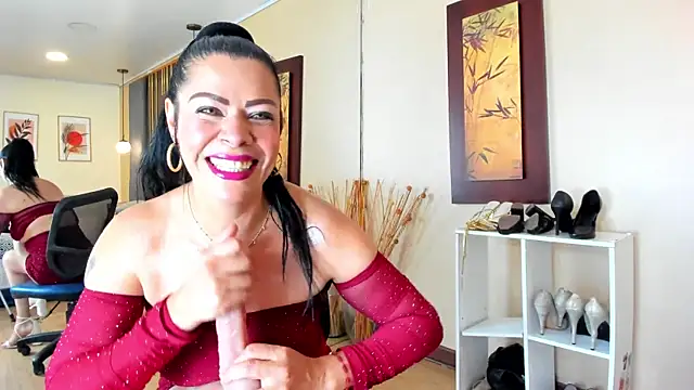 SofiiMontes online show from 07-17-26, 12:13