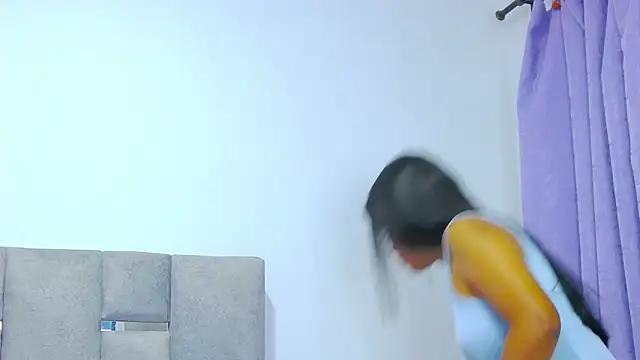 AmberRooss online show from 03-26-26, 02:10