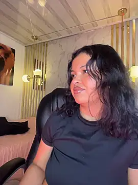 Catalinaa01 online show from 04-23-26, 03:35