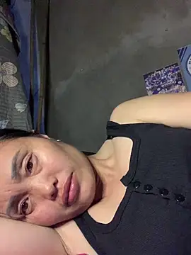Snapshot of ten-girl-2k5 chatting on 03-22-26, 12:40 ten-girl-2k5 online show from 03-22-26, 12:40