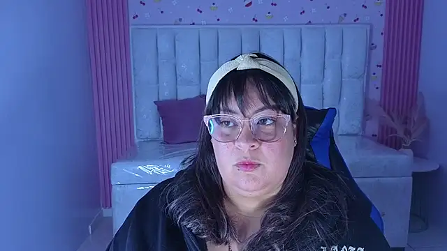 Astrid1 s online show from 03-07-26, 03:46