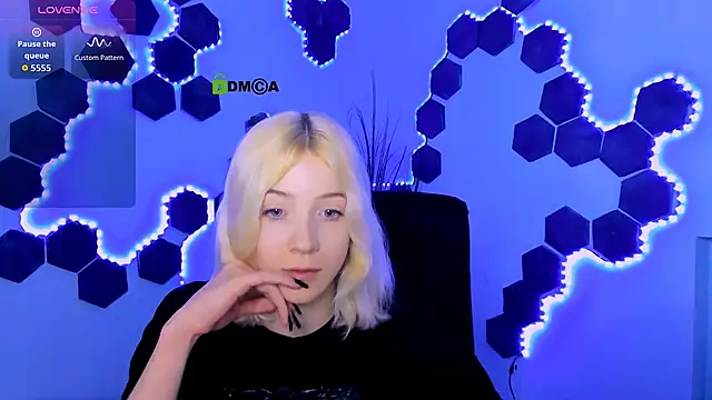  sabrina moore online show from 03-16-26, 09:57