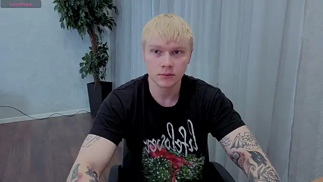 Whitesmoke666 online show from 03-11-26, 10:42