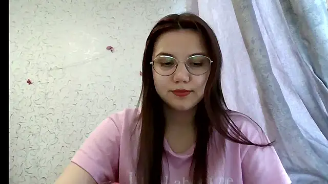 Snapshot of Aurora_Breeze chatting on 05-05-26, 11:02 Aurora Breeze online show from 05-05-26, 11:02
