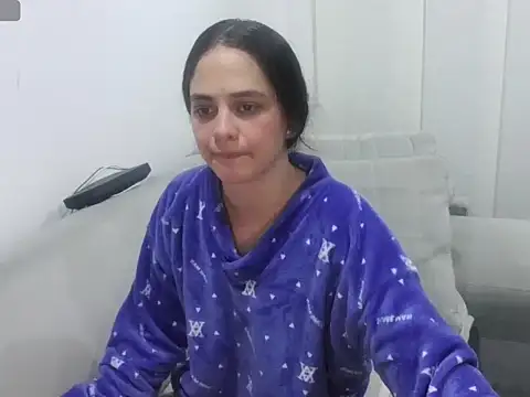 ashely jensen online show from 04-17-26, 03:42