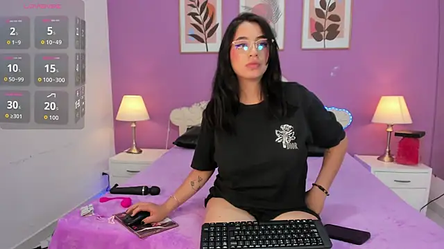 YayaQueen online show from 06-15-26, 12:16