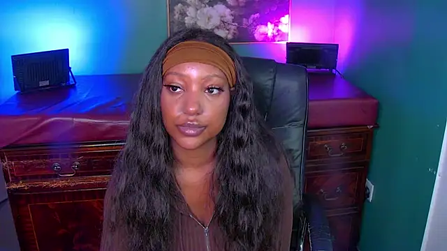 Snapshot of NyaraBuenoBabestationx chatting on 06-29-26, 01:33 NyaraBuenoBabestationx online show from 06-29-26, 01:33