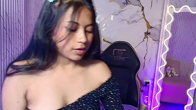 Maile Tay online show from 03-21-26, 03:52