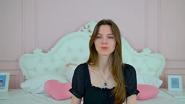 Snapshot of AmaliaLima chatting on 05-22-26, 04:10 AmaliaLima online show from 05-22-26, 04:10